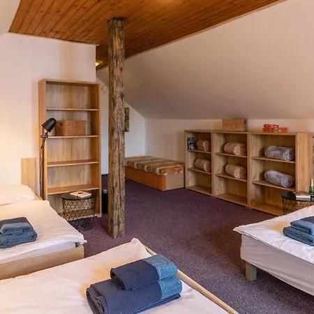 Orman Evi U Kostela Kořenov