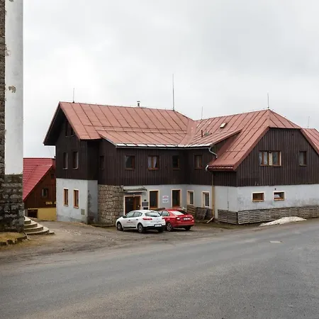 U Kostela Lodge Kořenov
