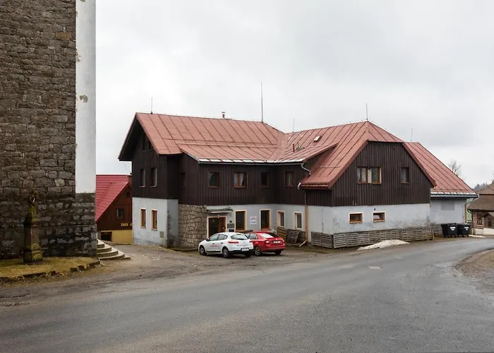 U Kostela Lodge Kořenov