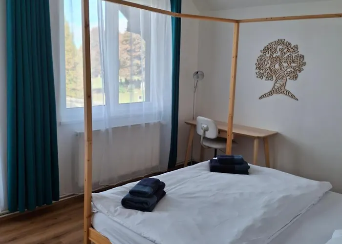 U Kostela
